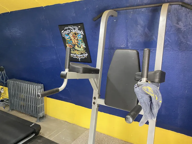 Knee-Ups